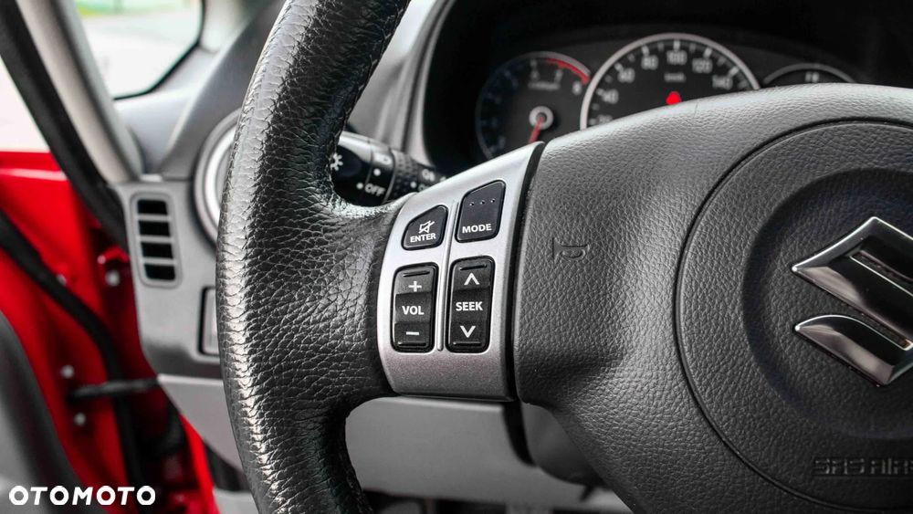 Suzuki SX4 1.6 GS / Premium 4WD - 16