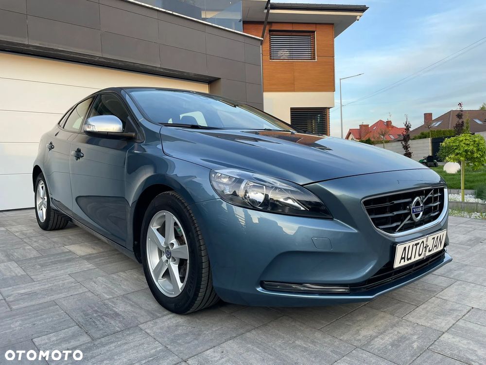 Volvo V40 D2 Summum - 38