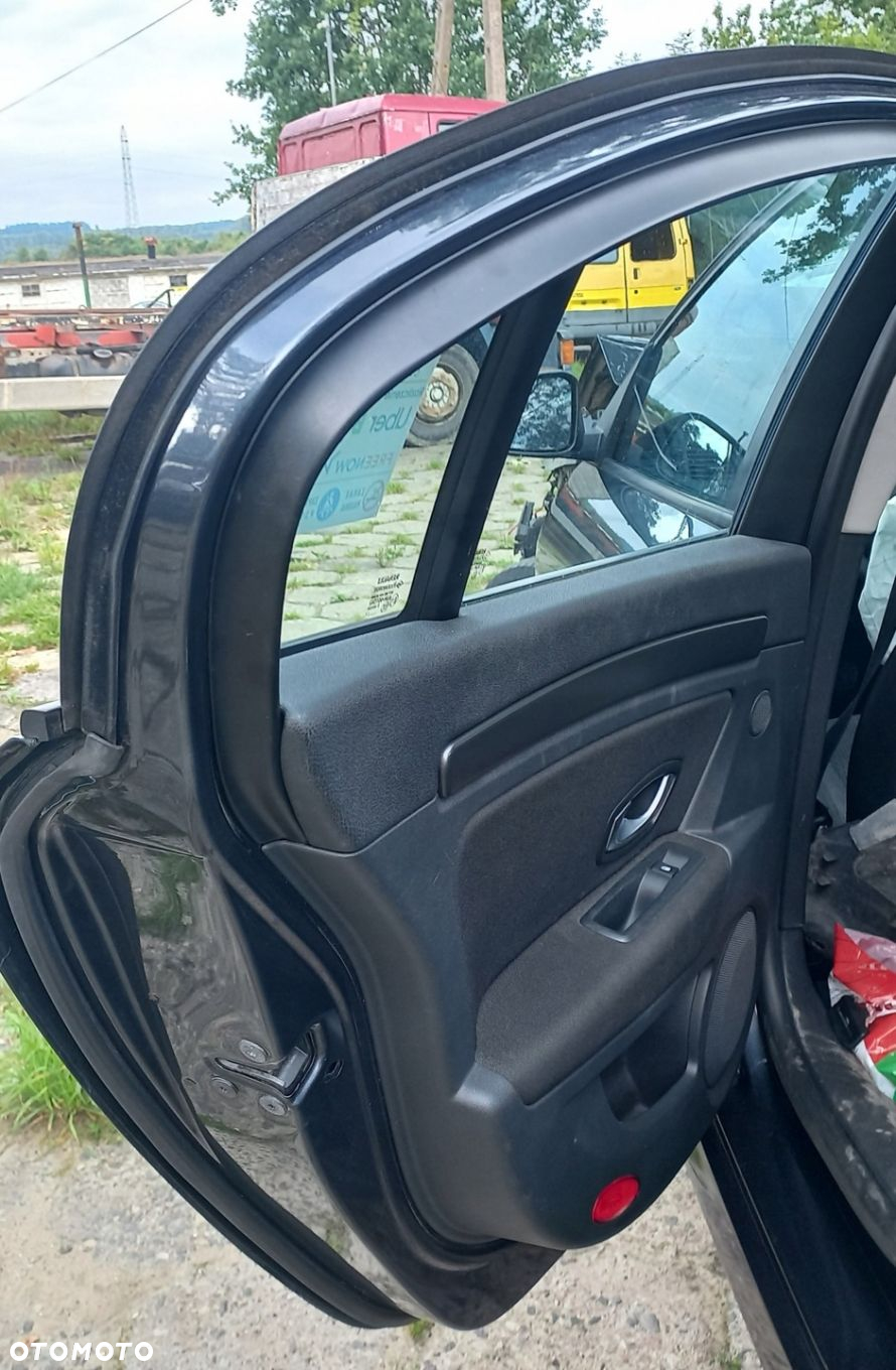 DRZWI TYLNE LEWE RENAULT LAGUNA III TEB 66 - 4