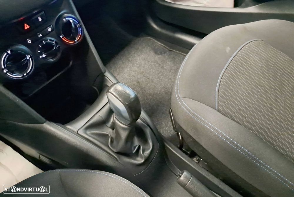 Peugeot 208 1.2 PureTech Style - 7