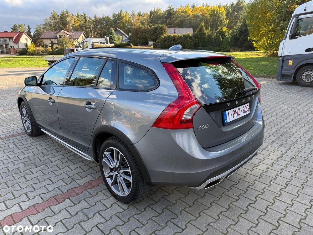 Volvo V60 Cross Country D4 Drive-E Summum - 17