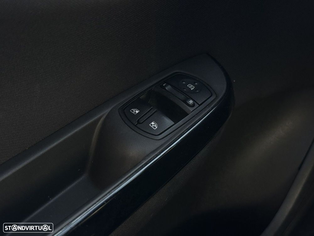 Opel Corsa 1.4 Enjoy Easytronic - 9