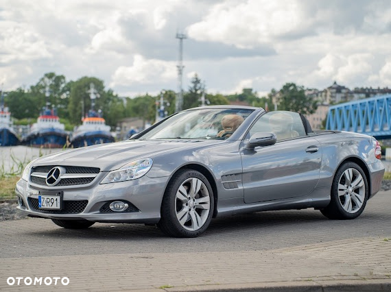 Mercedes-Benz SL - 28