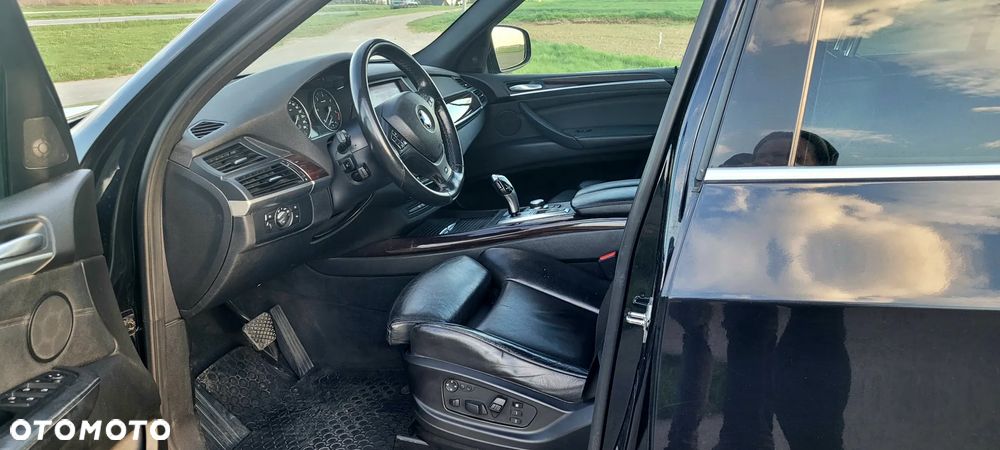 BMW X5 xDrive35d - 22