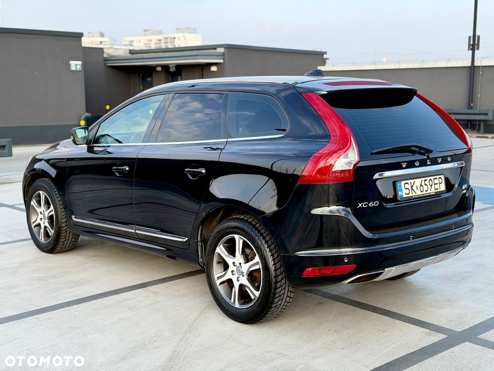 Volvo XC 60 D5 AWD Summum - 3