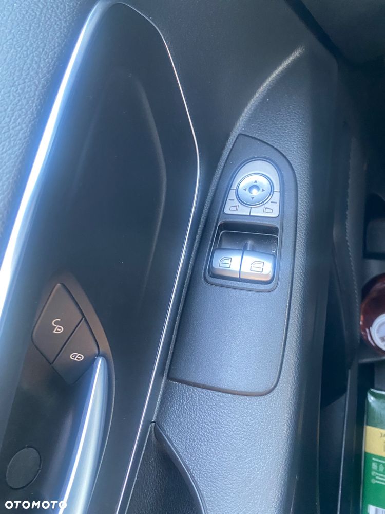 Mercedes-Benz Vito (BlueTEC) Tourer Lang SELECT - 17