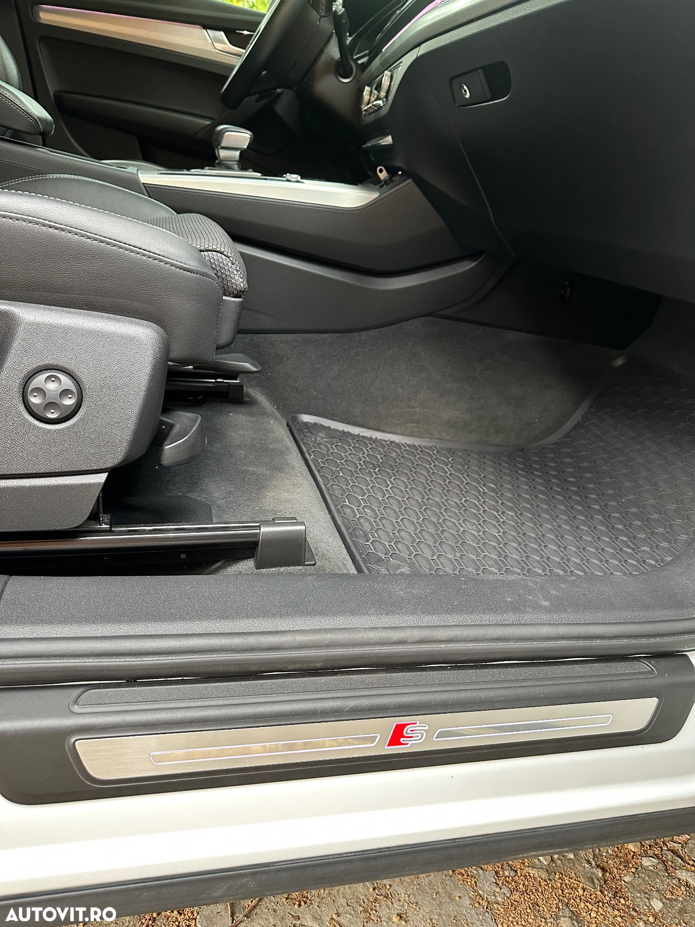 Audi Q5 40 TDI quattro S tronic S line - 26