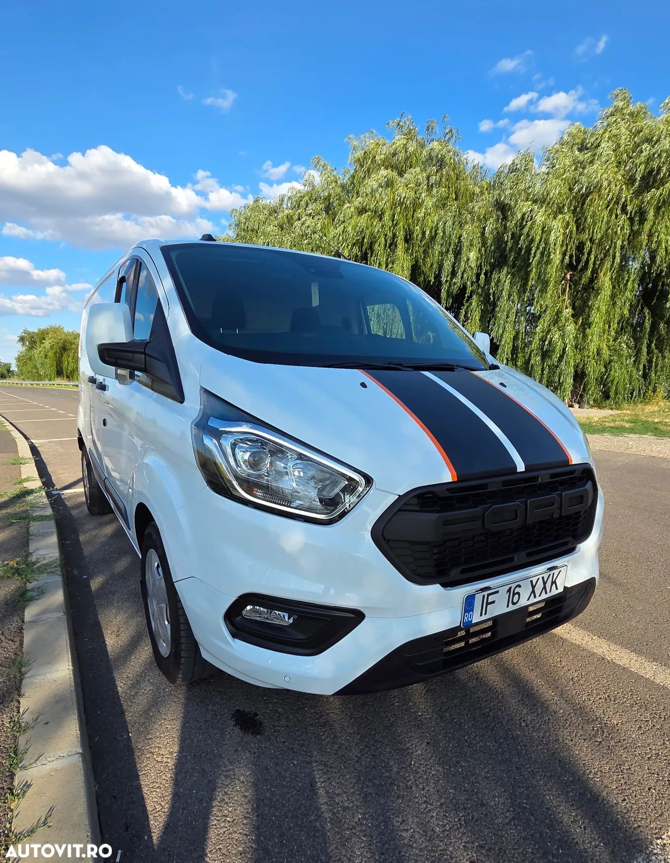 Ford Transit Custom - 1