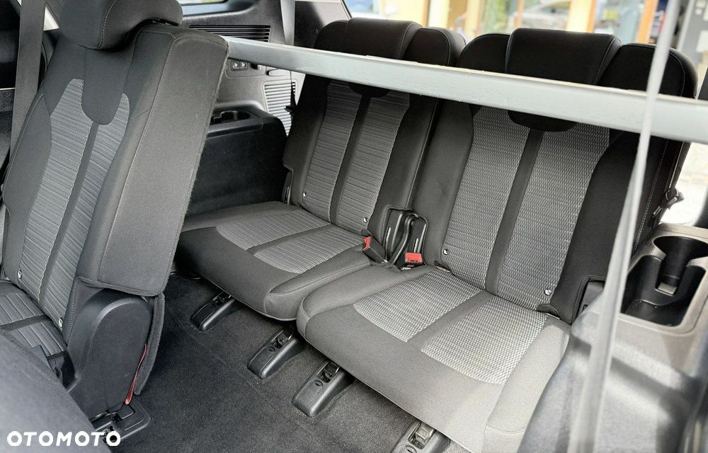Kia Sorento - 14