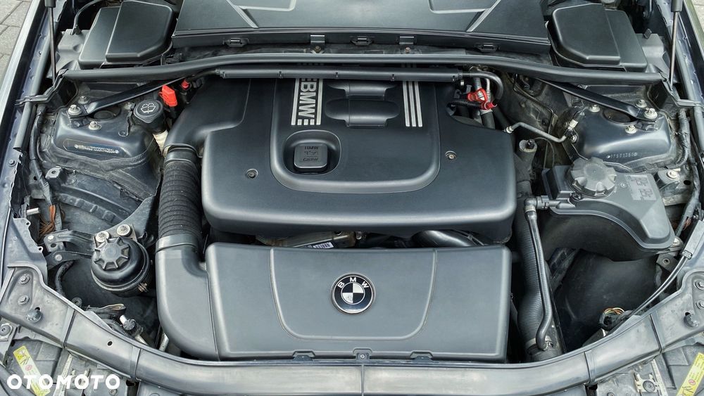 BMW Seria 3 320d DPF - 16