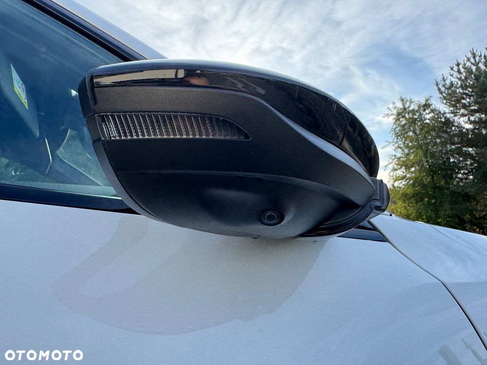 Audi Q8 e-tron 50 95kWh Quattro S Line - 5
