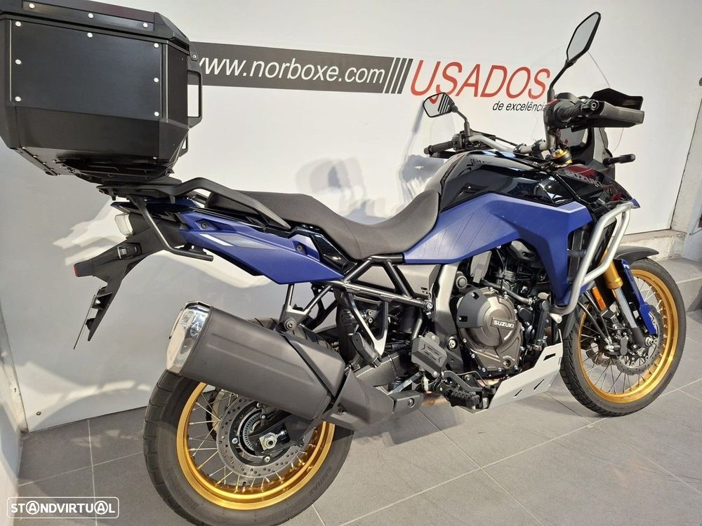 Suzuki v-strom 800 DE - 5