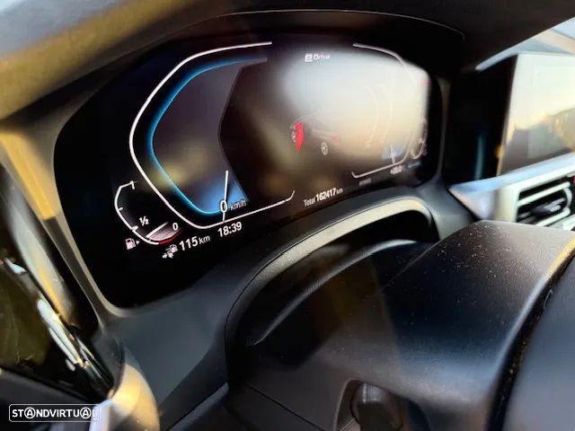 BMW 330 e Touring Aut. Sport Line - 6