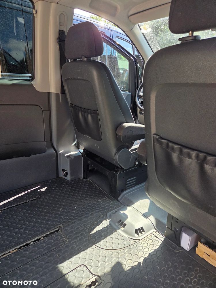 Mercedes-Benz Vito - 11