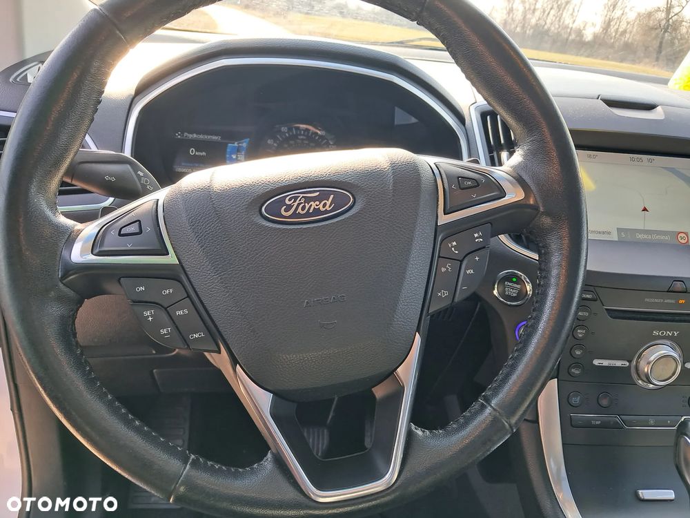 Ford Edge - 34