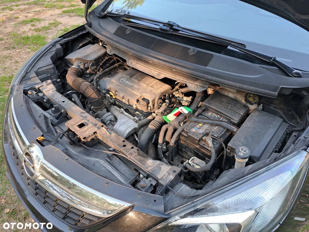 Opel Zafira Tourer 1.4 Turbo Edition - 23