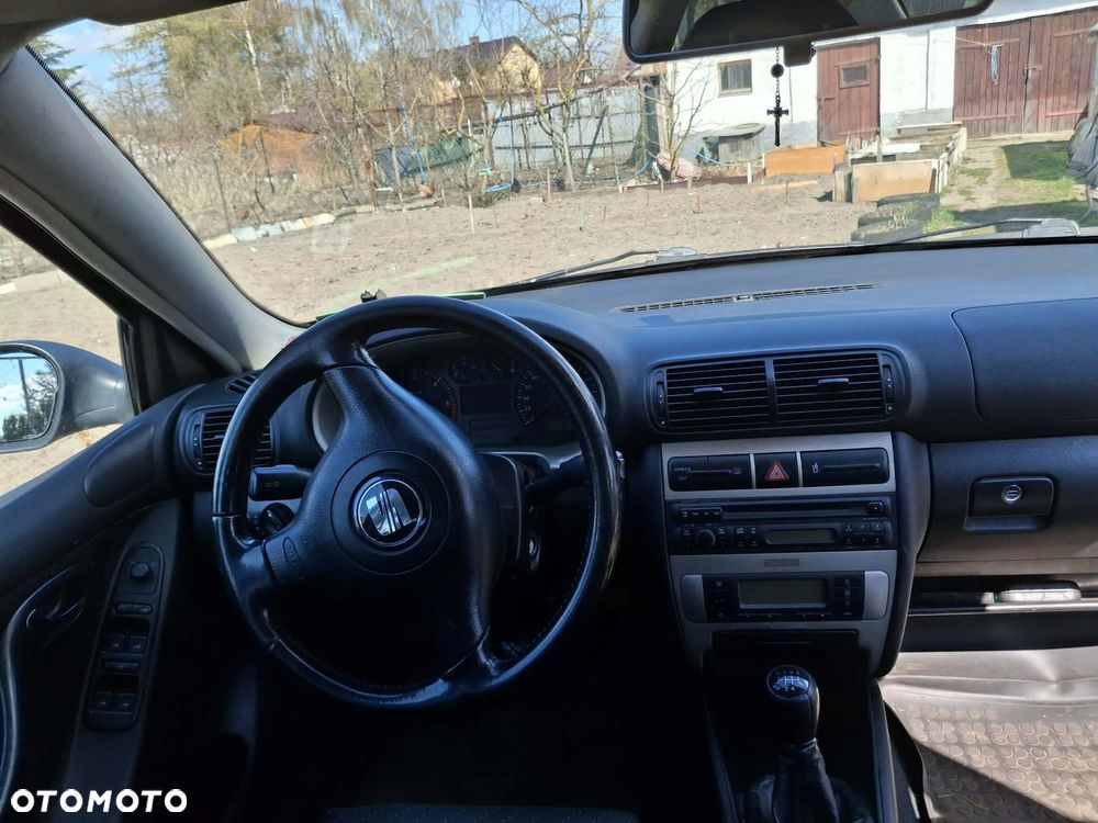 Seat Toledo 1.9 TDI Signo - 3