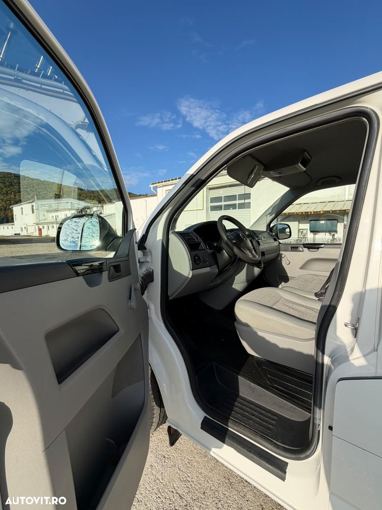 Volkswagen Transporter - 12