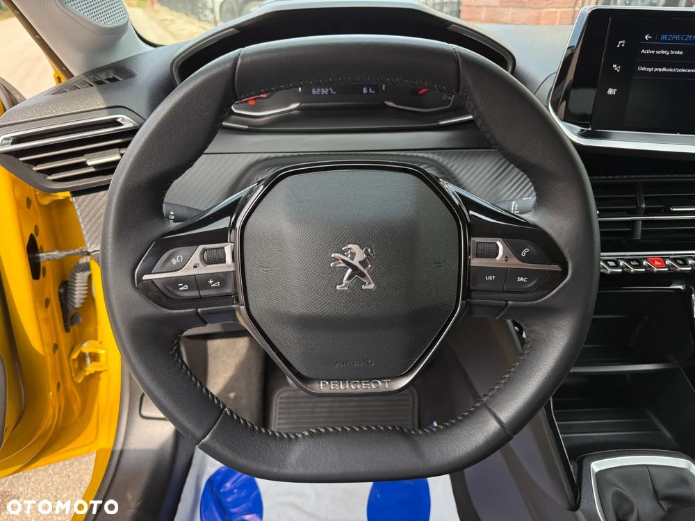 Peugeot 208 1.2 PureTech Active S&S - 24