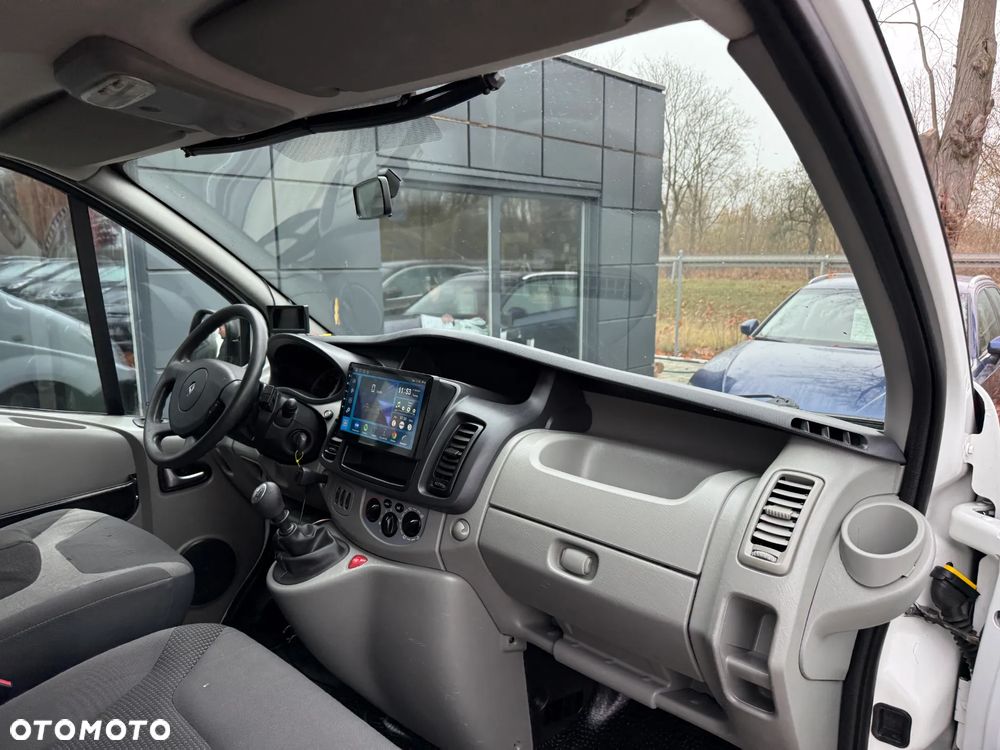 Renault Trafic 2.0 dCi limatyzacja Elektryczne Szyby Gwarancja - 16