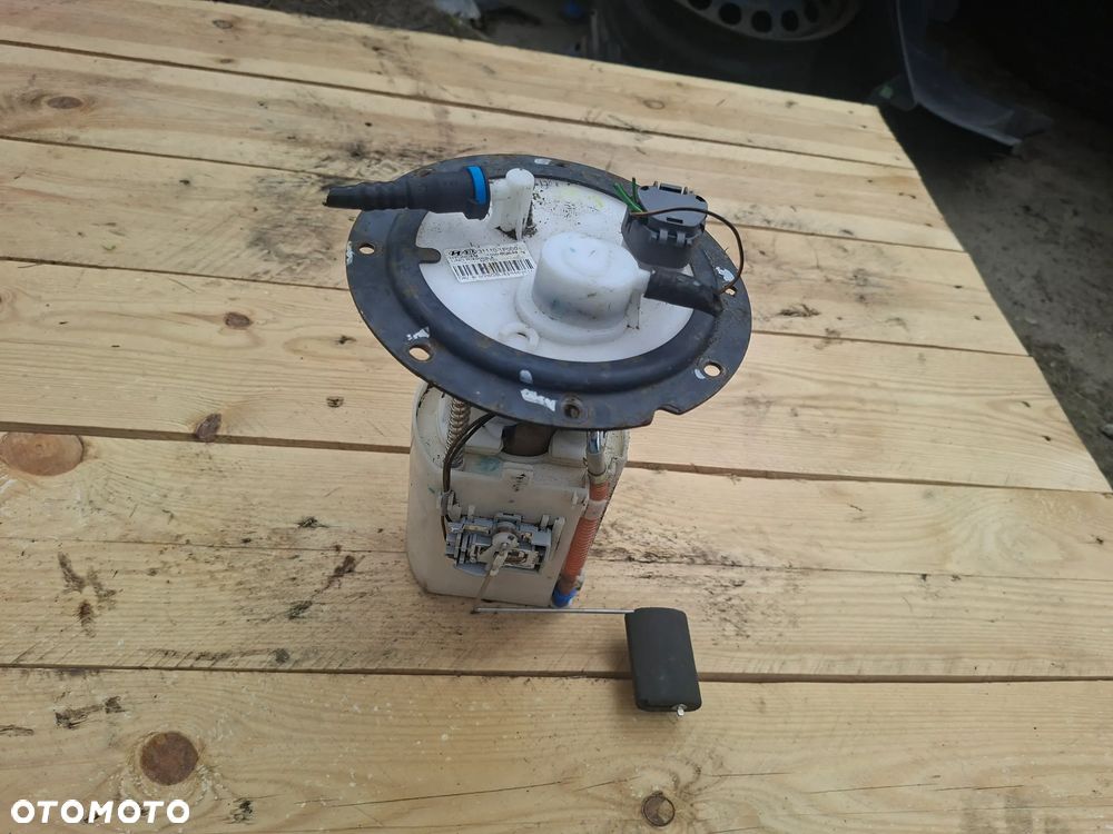 POMPA PALIWA W BAK PŁYWAK HYUNDAI IX20 KIA VENGA 1.4 1.6 31110-1P000