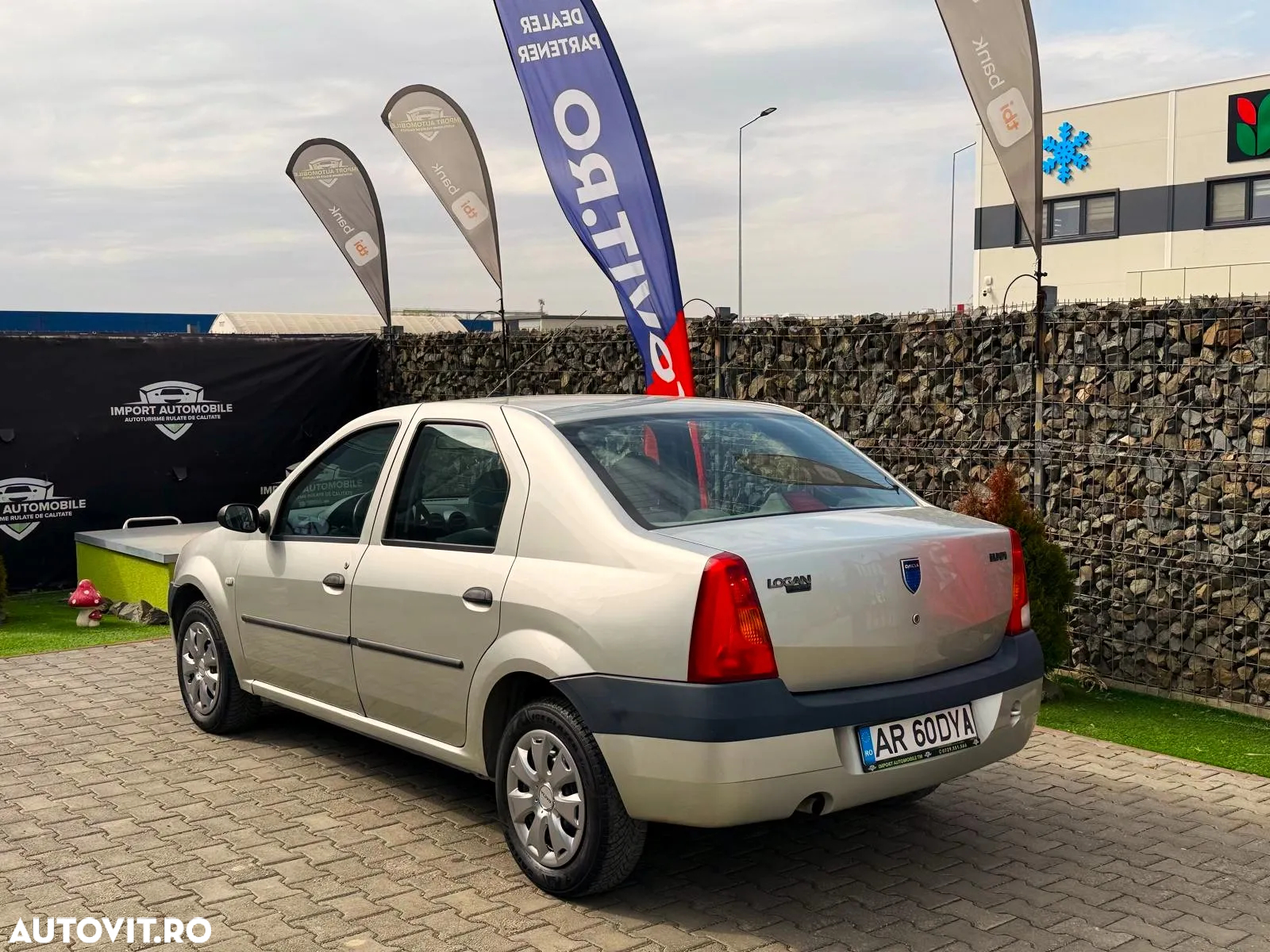 Dacia Logan 1.4 MPI Preference - 11