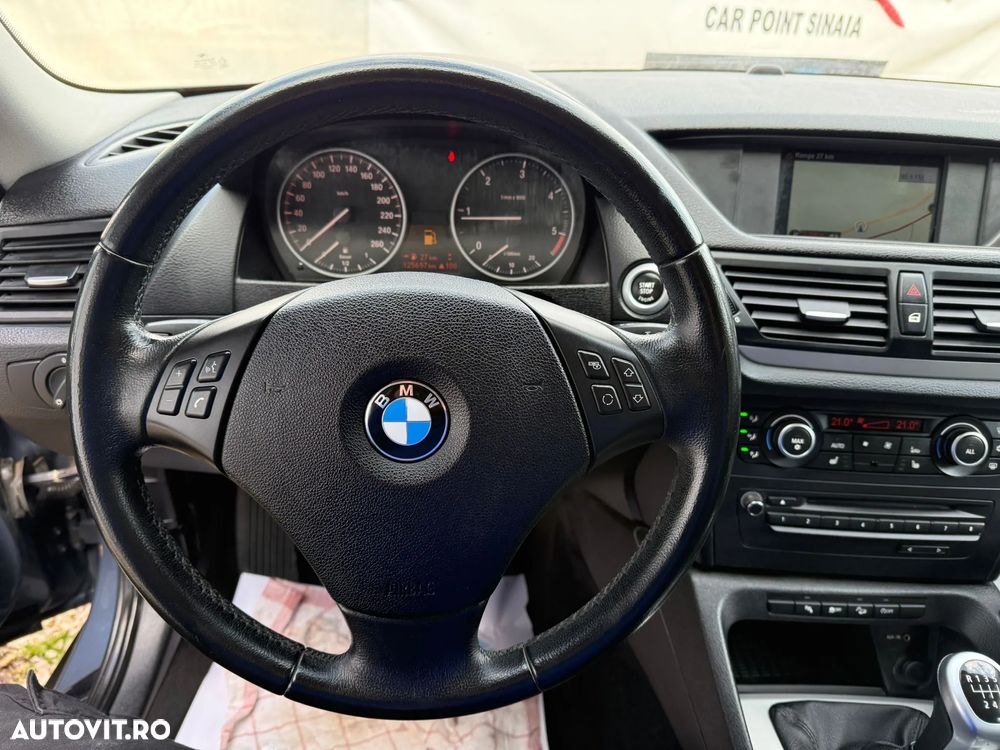 BMW X1 xDrive18d - 11