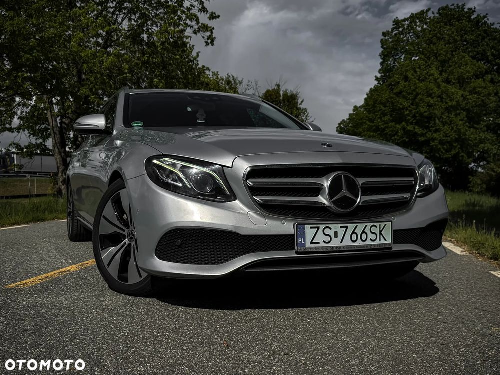 Mercedes-Benz Klasa E 220 d 9G-TRONIC - 9