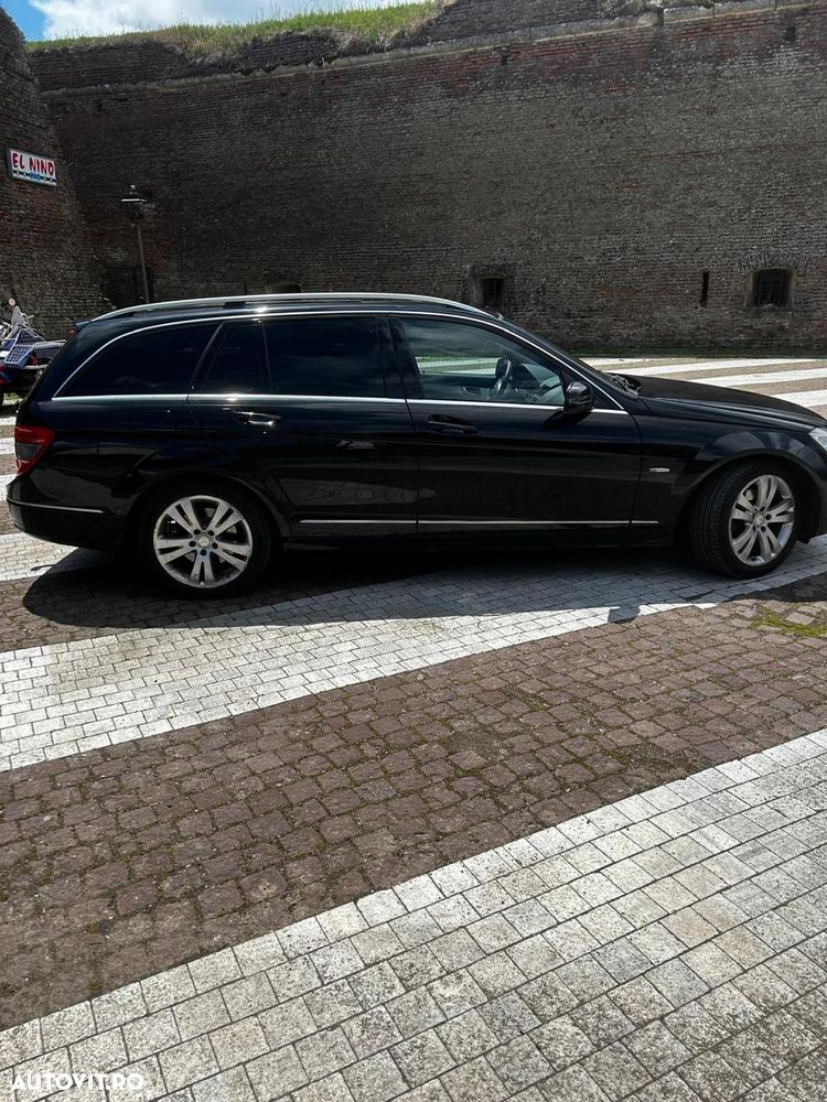 Mercedes-Benz C 220 CDI DPF Automatik BlueEFFICIENCY Avantgarde - 4