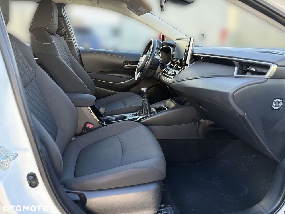 Toyota Corolla - 8