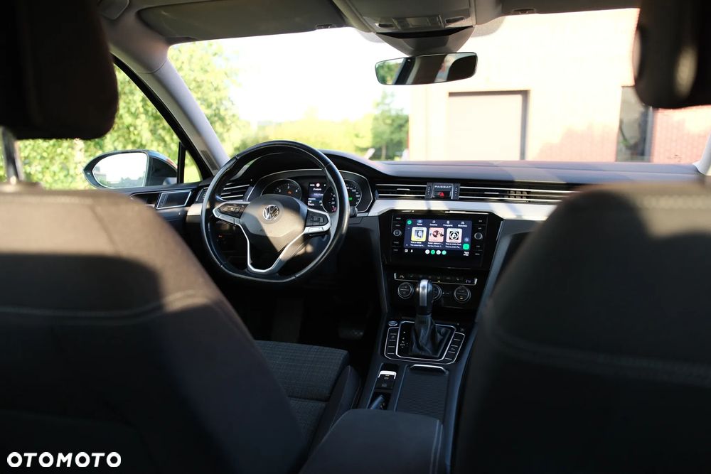 Volkswagen Passat 2.0 TDI Business DSG - 35