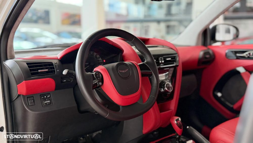 Aston Martin Cygnet Multidrive CVT - 17