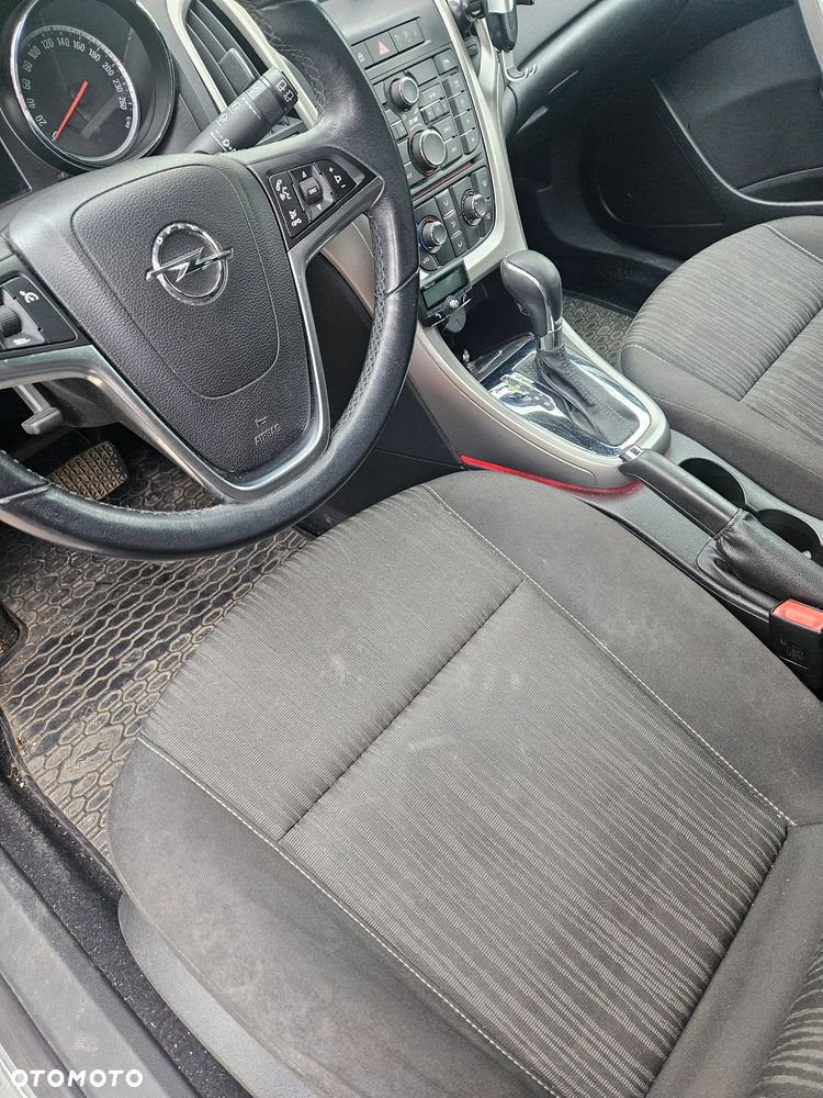 Opel Astra 1.6 Essentia - 4