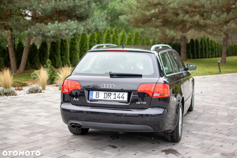 Audi A4 Avant - 27