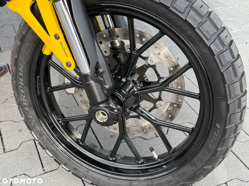 Ducati Scrambler - 19