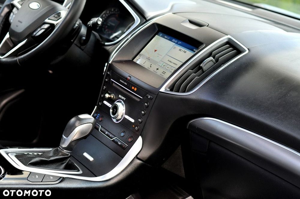 Ford Edge 2.0 TDCi Bi-Turbo 4x4 Titanium - 25