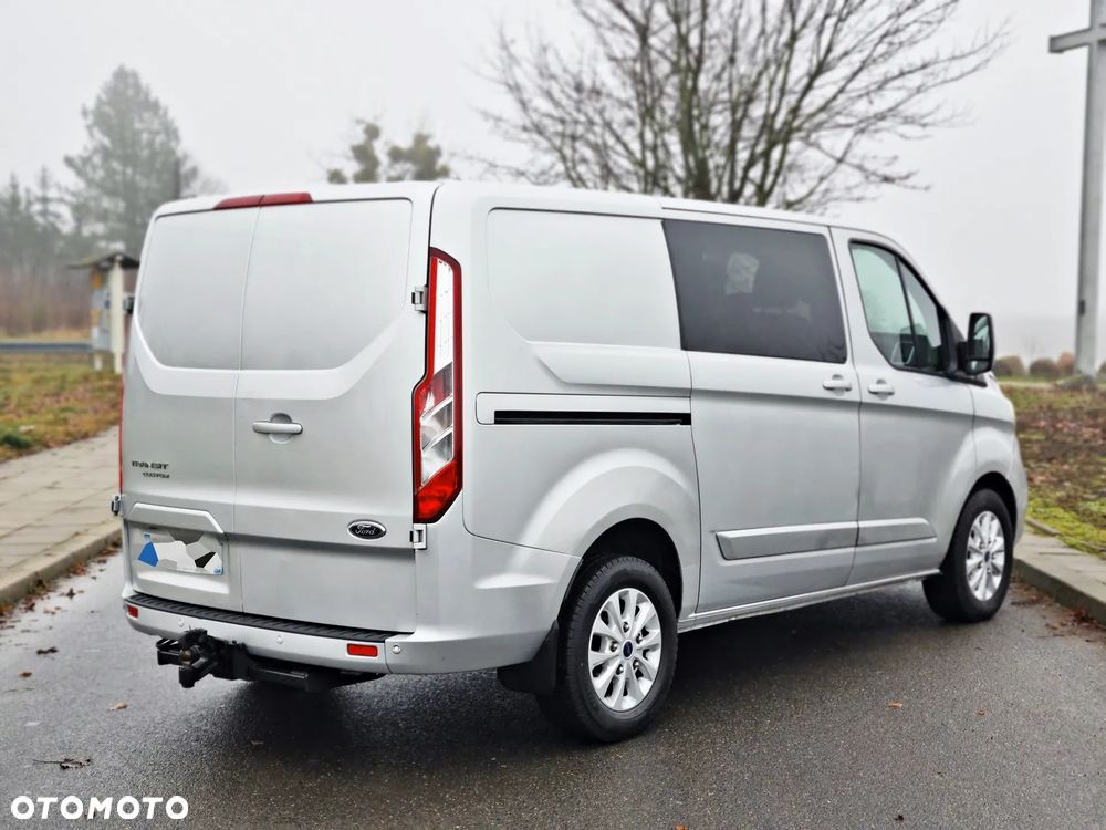 Ford TRANSIT CUSTOM - 11