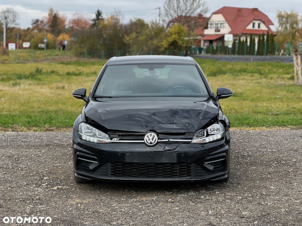Volkswagen Golf 1.5 TSI OPF R-Line - 4