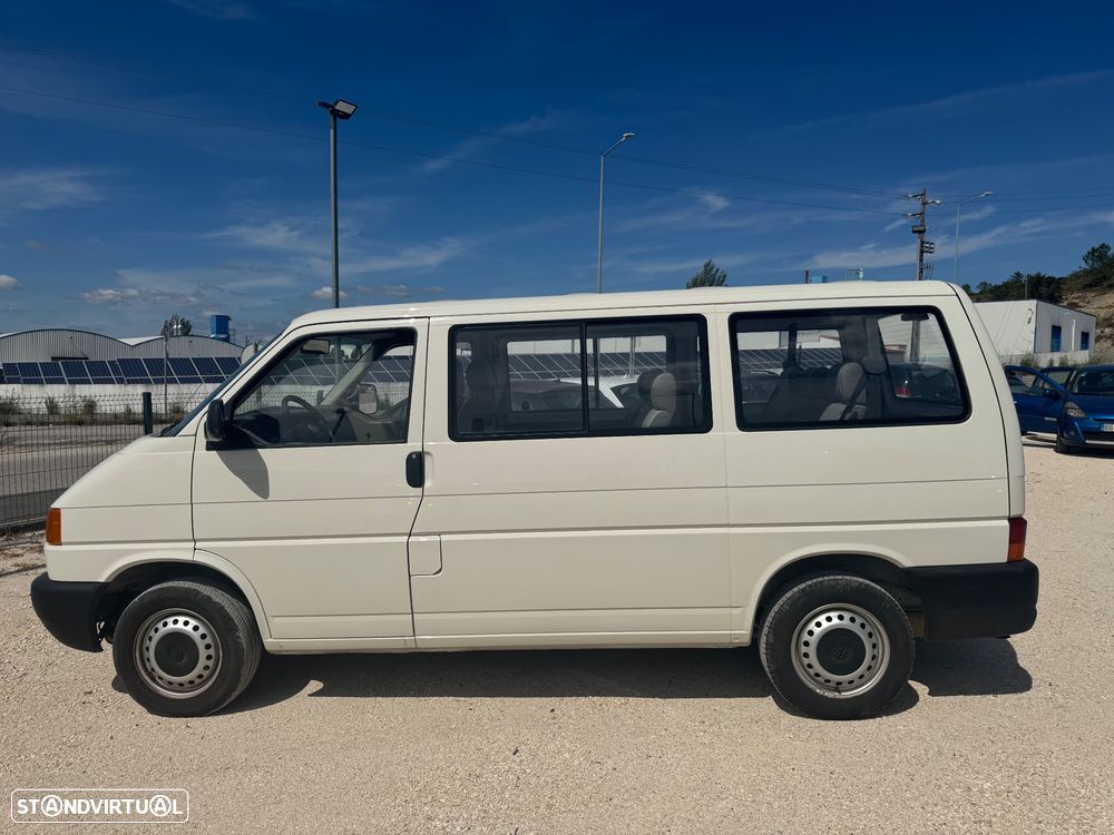 VW Transporter 2.4 D Kombi - 4