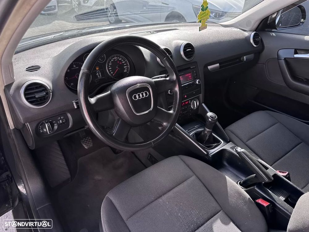 Audi A3 Sportback 1.9 TDi Sport - 12