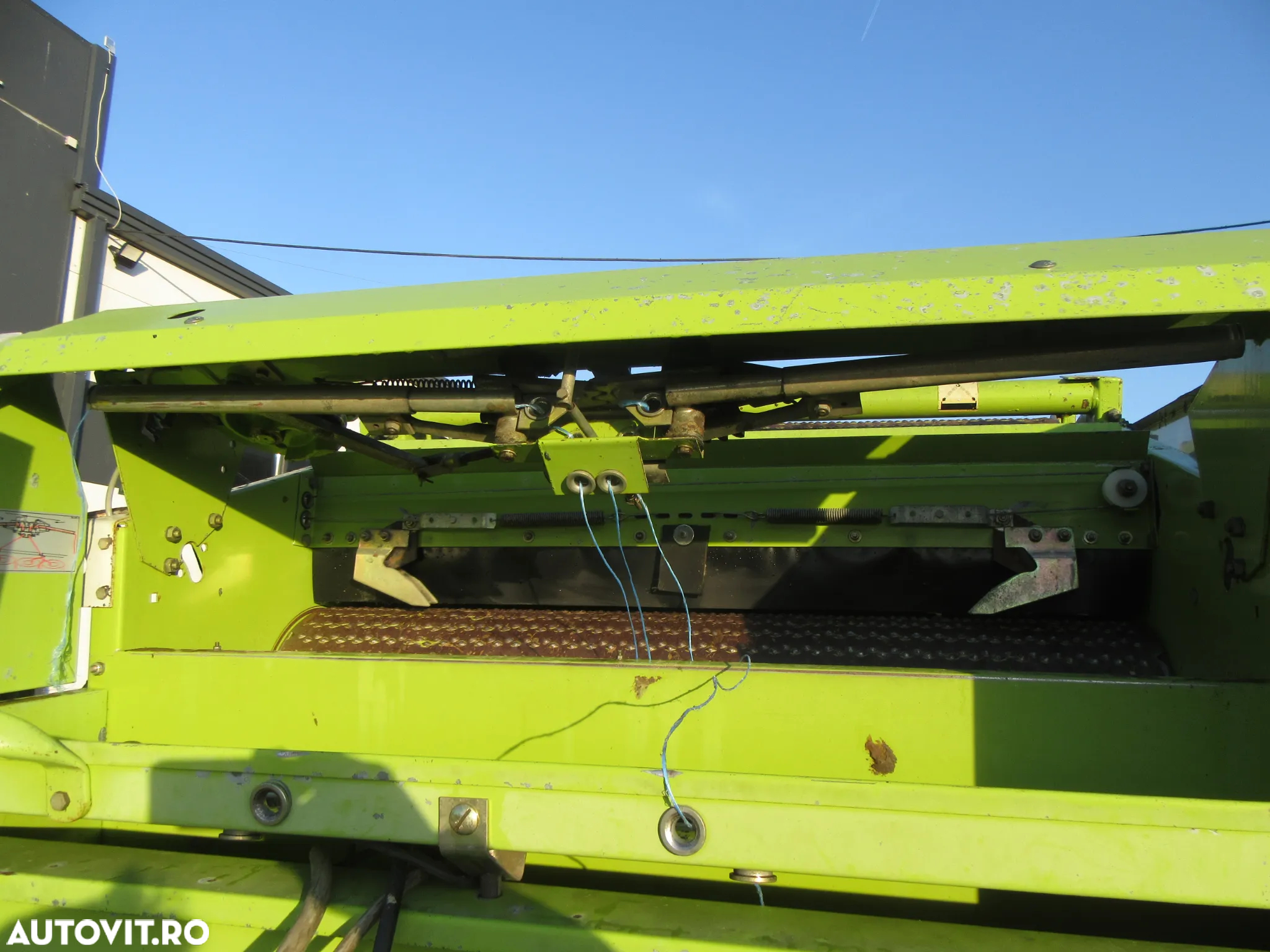 Claas ROLLANT 46 - 12