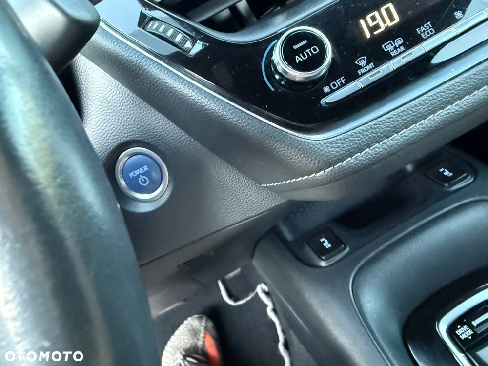 Toyota Corolla 1.8 Hybrid Comfort - 26