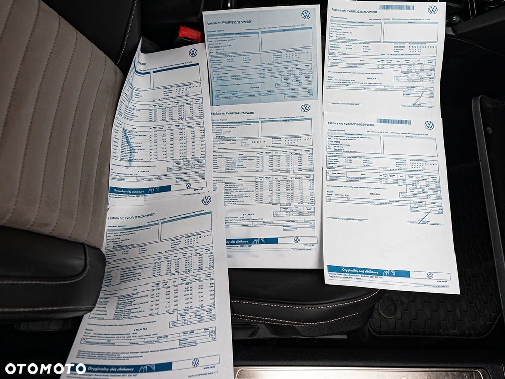 Volkswagen Passat - 32