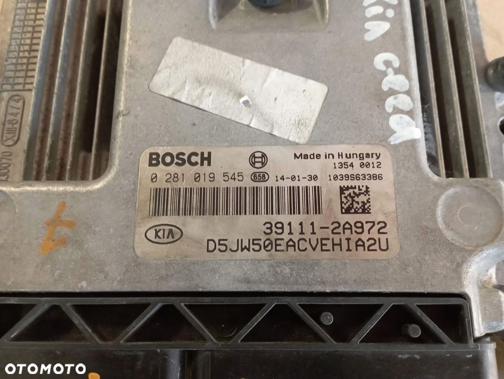 KIA CEED II STEROWNIK SILNIKA KOMPUTER 39111-2A972 - 2