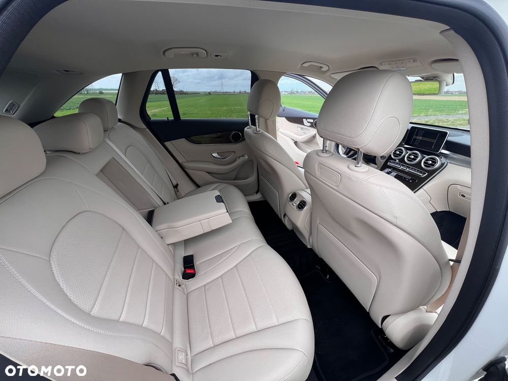Mercedes-Benz GLC 300 4-Matic - 10
