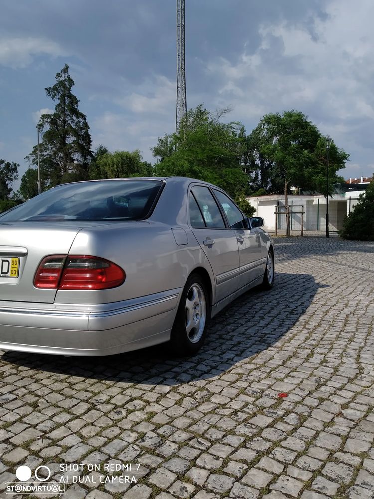 Mercedes-Benz E 200 Kompressor Classic — fotografia 10