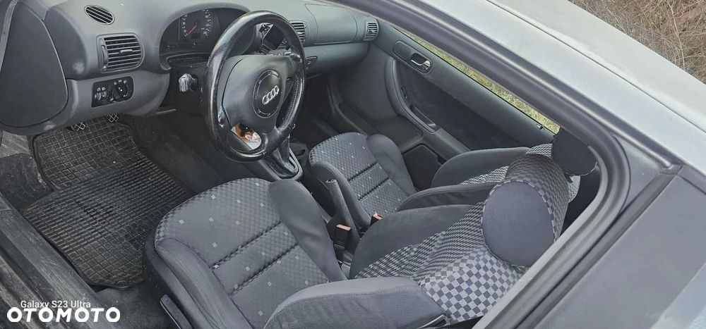 Audi A3 3-drzwiowe 1.6 Ambiente - 5