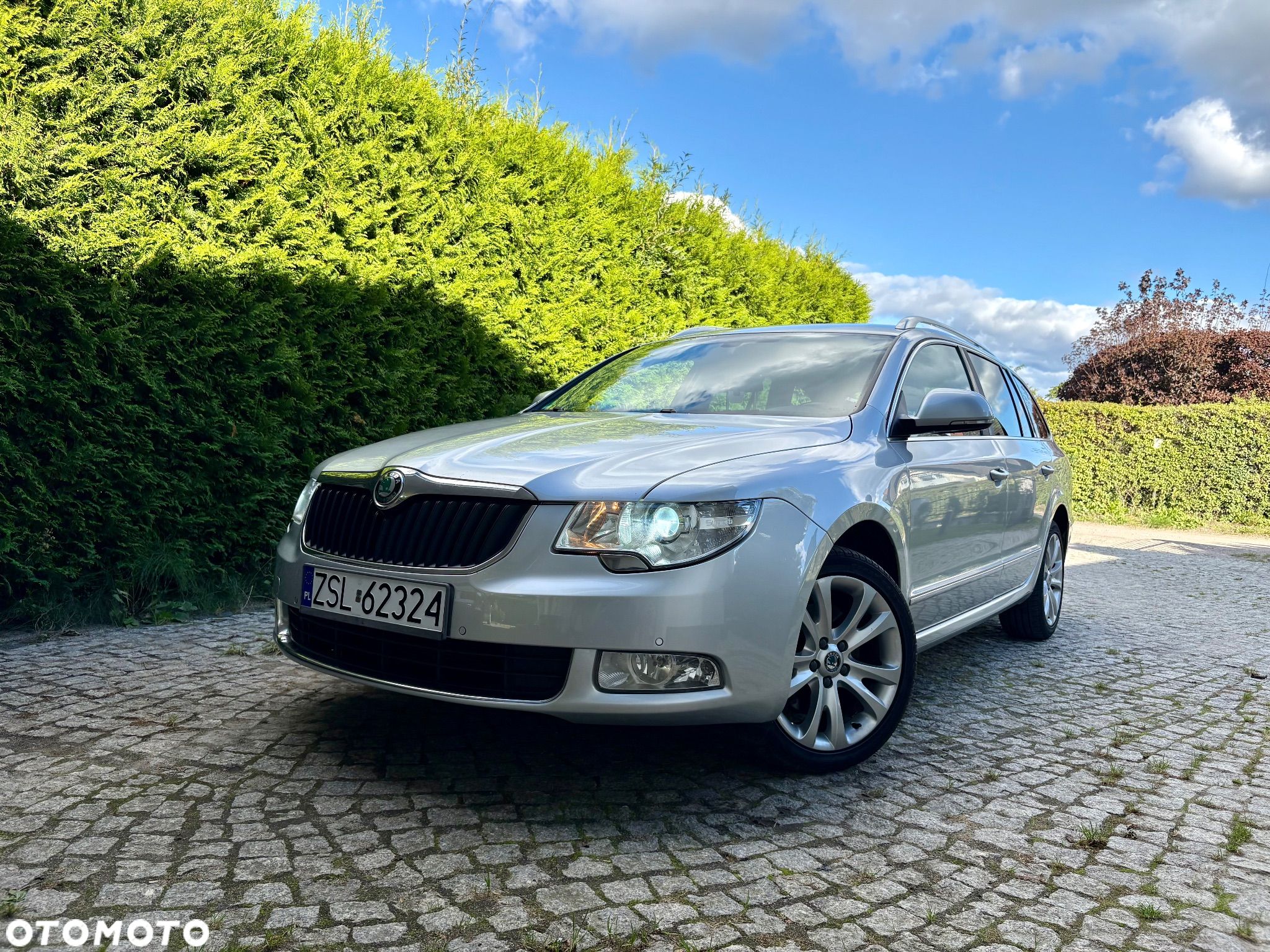 Skoda Superb 2.0 TDI Elegance DSG - 1