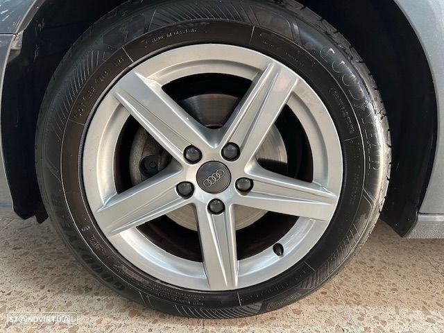 Audi A3 Sportback 30 TDI Design - 23