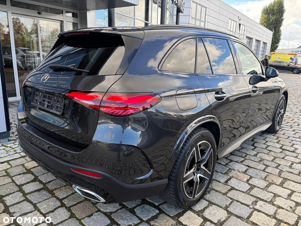 Mercedes-Benz GLC 220 d mHEV 4-Matic AMG Line - 4